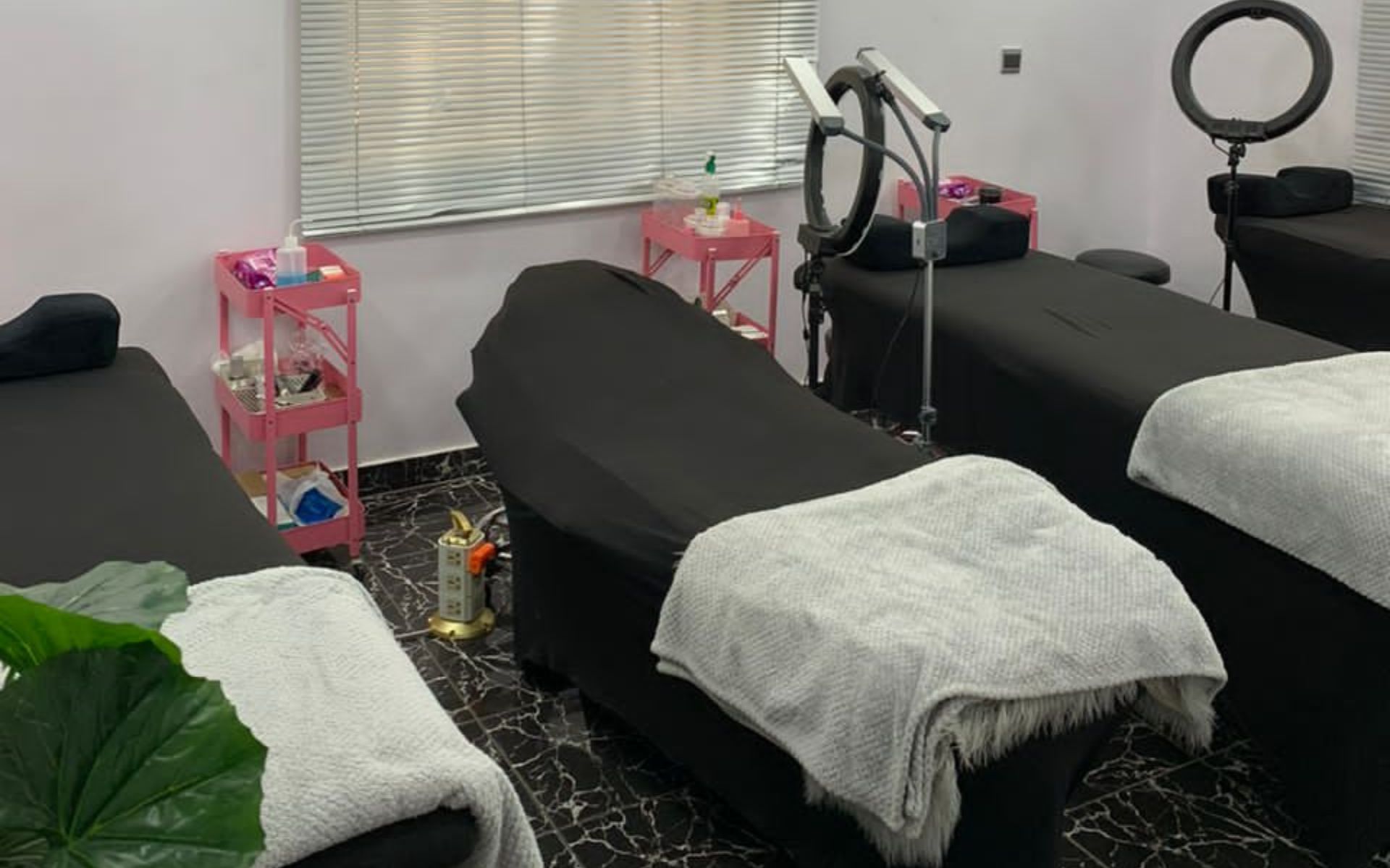Microblading and lash extension beauty salon in Lekki Lagos — NetBeauty Africa